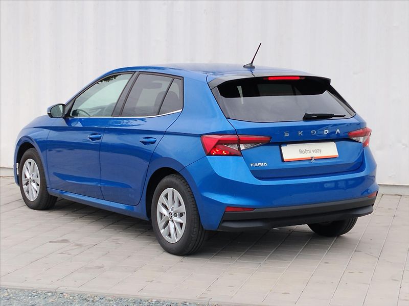 Škoda Fabia 1,0   Top Selection 1.0 TSI 85 - fotka 19 z 29
