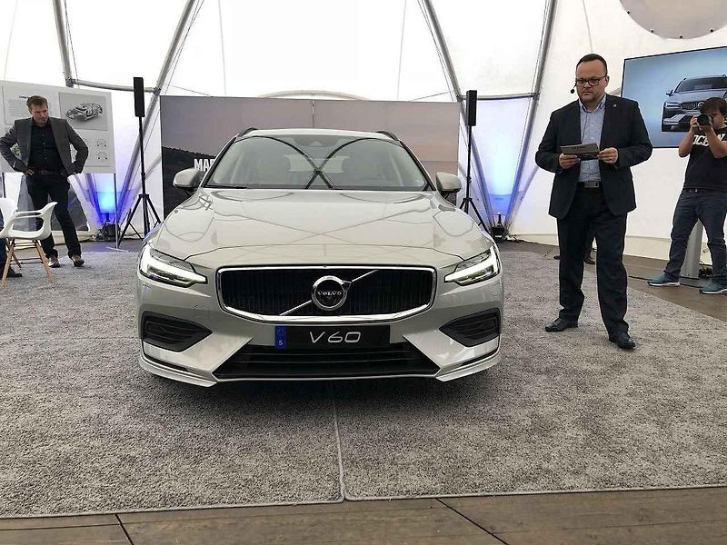 Fredrik Hofling, ředitel produktu za V60 a ostatní SPA modely.
