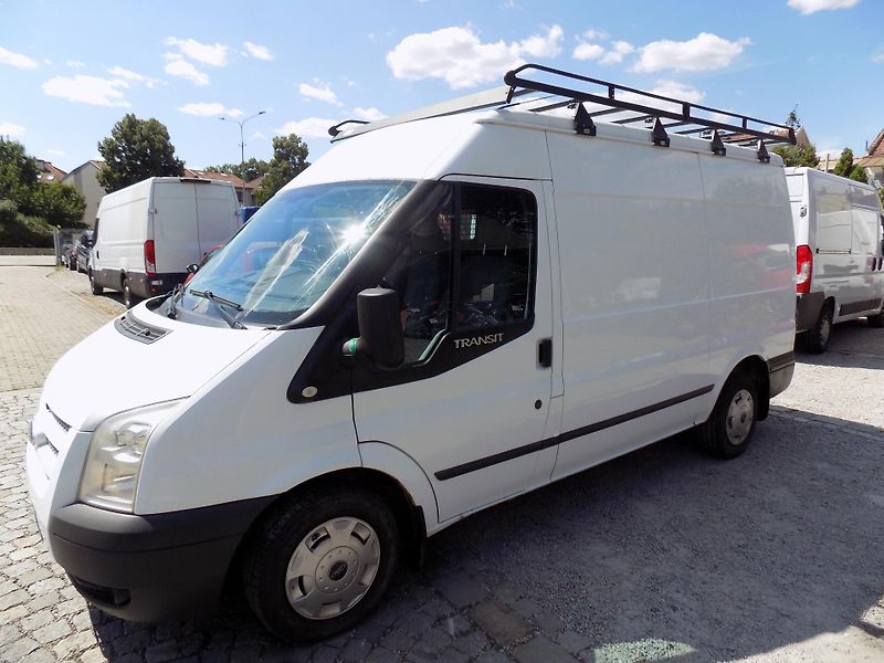 Ford Transit 2,2 TDCI 92 KW MWB 350 TREND - fotka 17 z 38