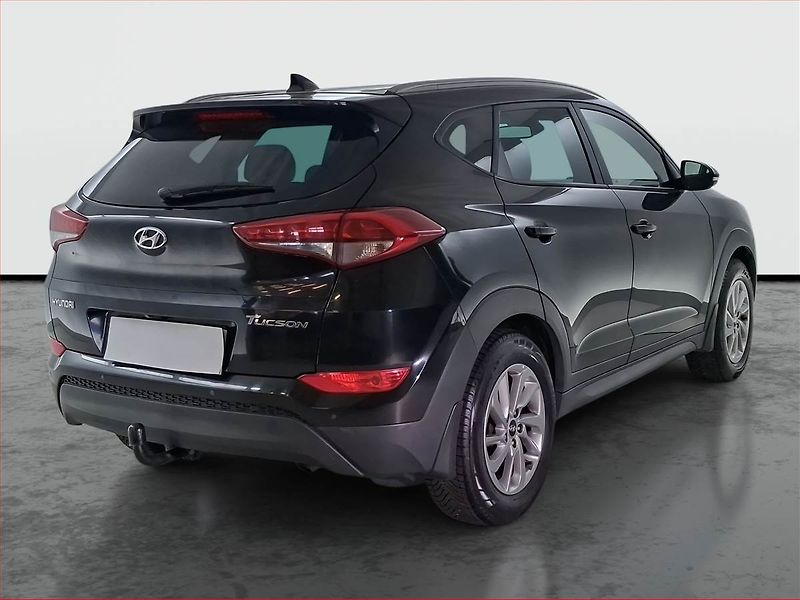Hyundai Tucson (2016) Trikolor 1.7 CRDi, Serv.kniha - fotka 5 z 22