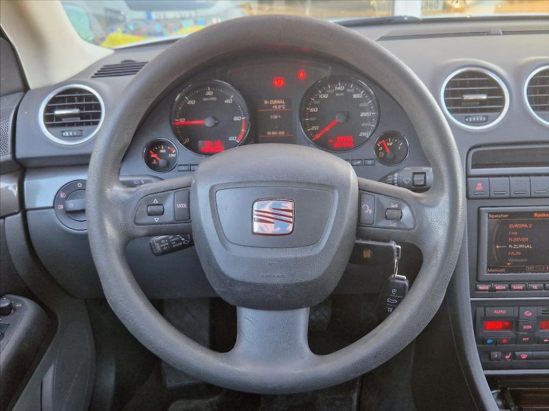 Seat Exeo 2,0 TDI Hezký stav - fotka 19 z 24