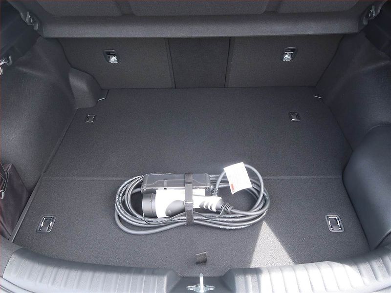 Kia XCeed (2025) Plug-in-Hybrid, ACC, DPH - fotka 14 z 17