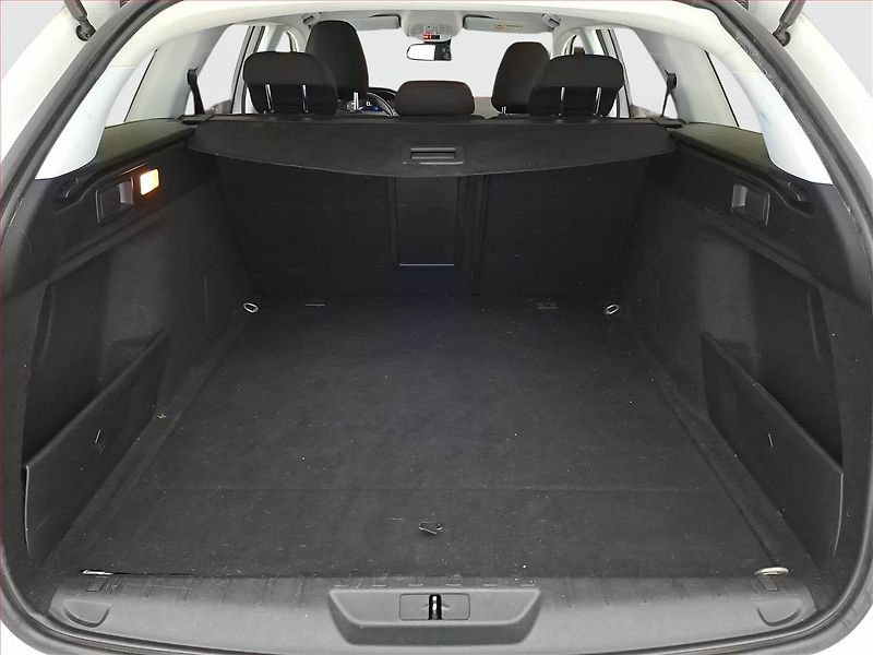 Peugeot 308 (2021) 1.5 BlueHDi, Tempomat - fotka 19 z 19