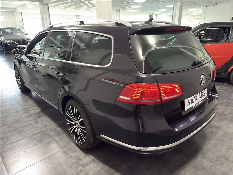 Volkswagen Passat 2,0   TDI DSG HIGHLINE BIXEN - fotka 4 z 42