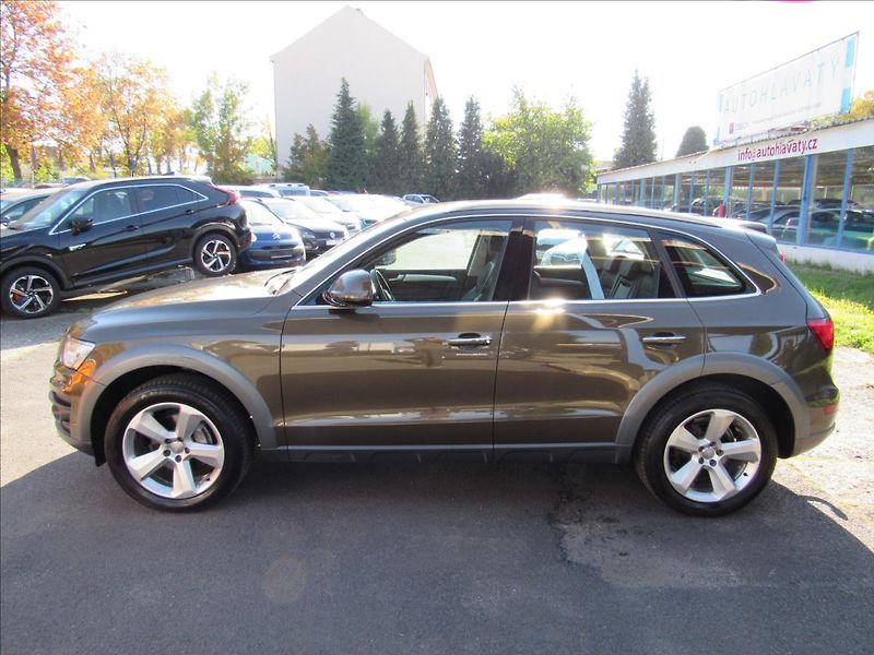 Audi Q5 2,0 TDi 140kW Quattro - fotka 7 z 30