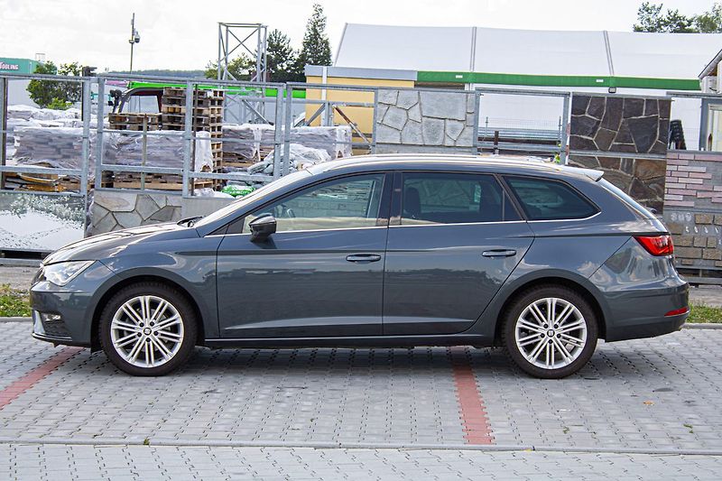 Seat Leon Xcellence - fotka 8 z 31