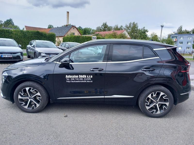 Kia Sportage (2024) 1,6 T-GDi GPF HEV 4x4 6AT TOP - fotka 2 z 7