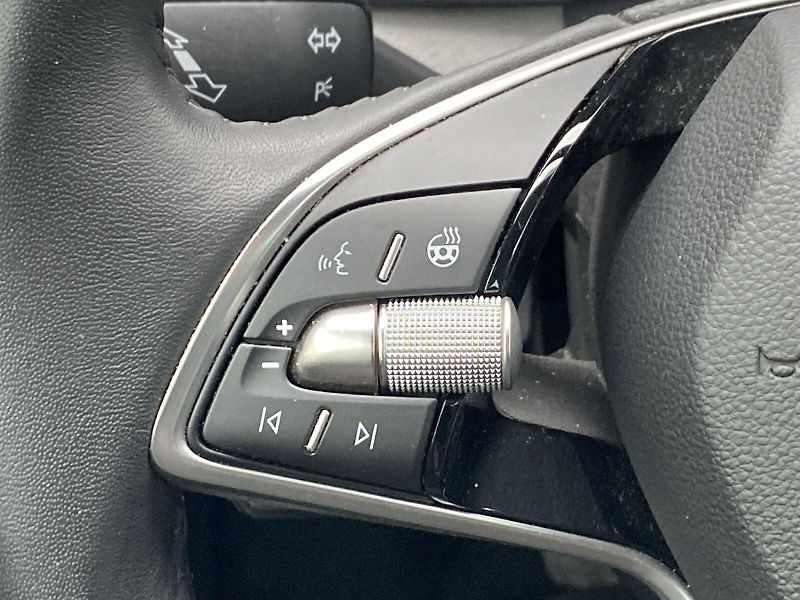 Škoda Kamiq (2024) 1.0 TSI Top Selection - fotka 23 z 34