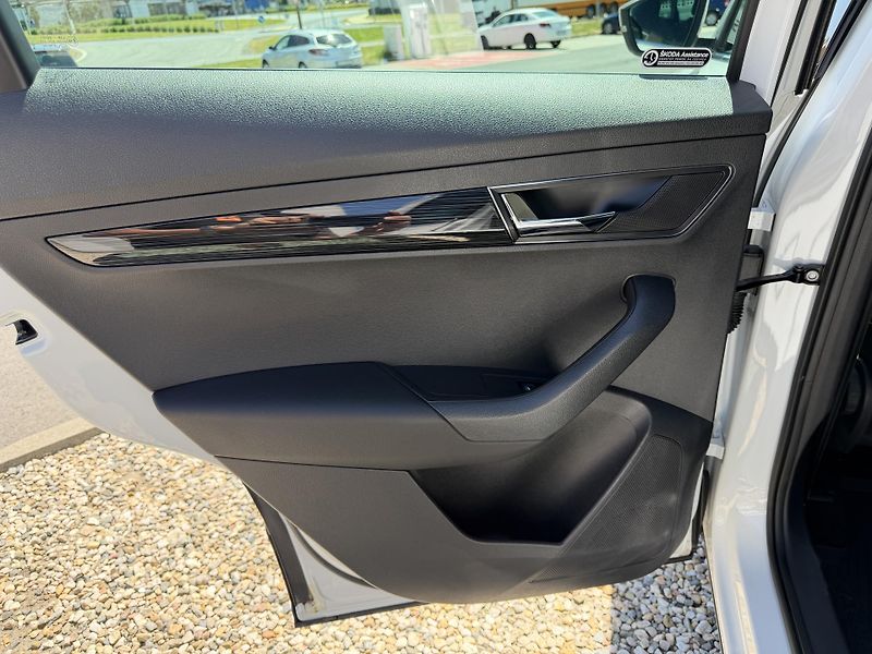 Škoda Karoq 1,5 TSi/110kW DSG - STYLE,TZ,. - fotka 54 z 88