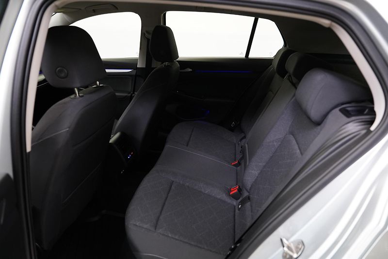 Volkswagen Golf - fotka 23 z 24
