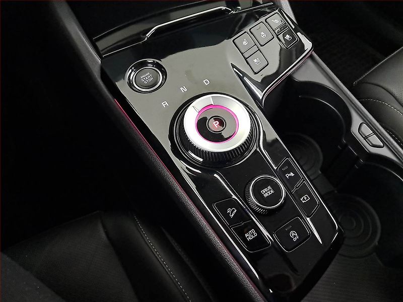Kia Sportage (2022) 1.6 CRDi MHEV - fotka 13 z 22