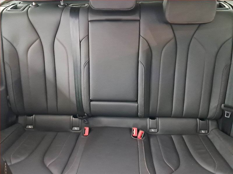 Škoda Enyaq (2021) iV 80 (82 kWh), SoH 92% - fotka 10 z 27
