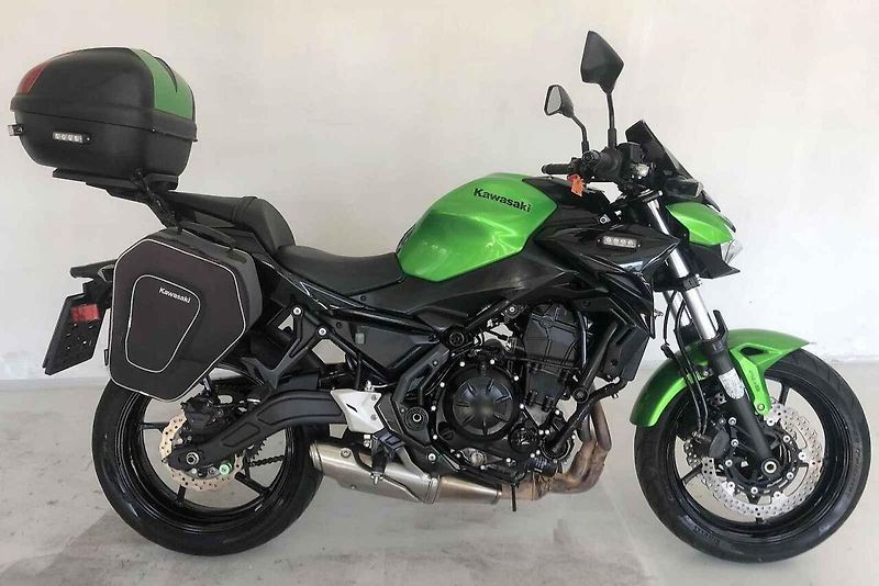 Ojetá motorka BMW R 1200 GS Adventure.