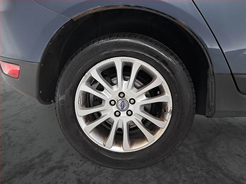 Volvo XC60 (2010) D5, 4X4, Xenony, Tempomat - fotka 14 z 18