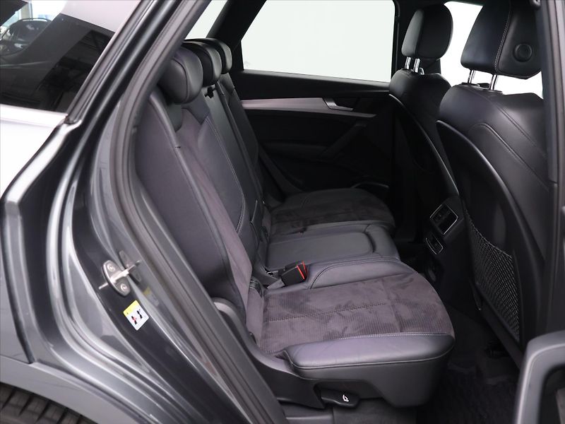 Audi Q5 2,0 TDI 140kW 4X4 Tažné CZ LED - fotka 12 z 31
