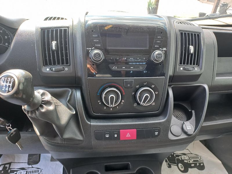 Peugeot Boxer (2020) 2.2HDi 121kW ČR DPH - fotka 13 z 16