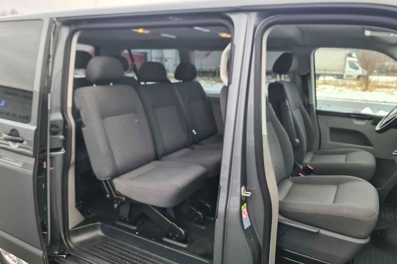 Volkswagen Transporter T6 2.0 TDI.