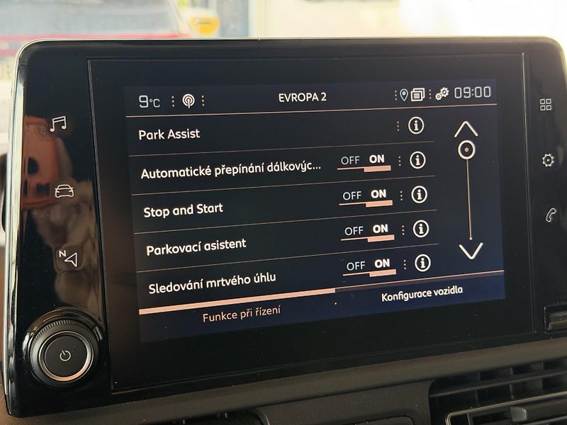 Peugeot Rifter GT LINE 1.5 BlueHDi 130 S&S EA - fotka 14 z 28