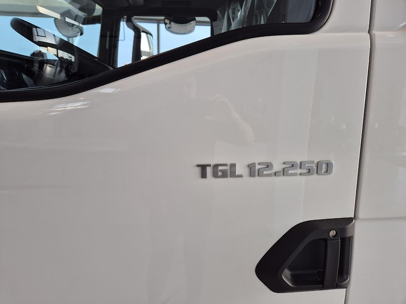 MAN TGL 12.250 NOSIČ KONTEJNERU TAŽNÉ  - fotka 7 z 23