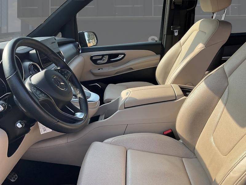 Mercedes-Benz Třídy V 300 d 4MATIC AVANTGARDE AMG - fotka 7 z 8