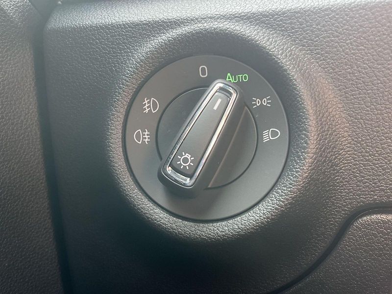 Škoda Kamiq (2025) 1,5 TSI 110 kW DSG MONTE CARLO - fotka 18 z 24