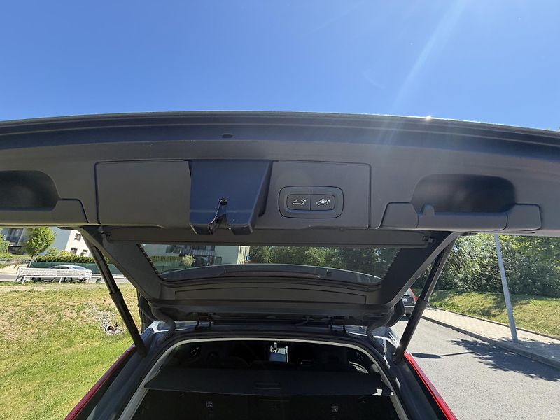 Volvo XC60 (2022) IIB4FWD AUT mild hybrid moment - fotka 19 z 22