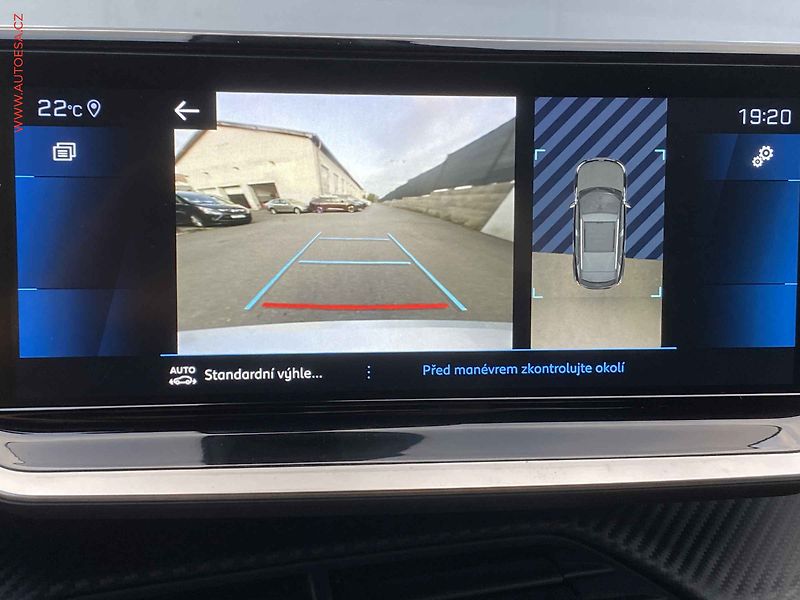 Peugeot 2008 (2023) 1.2PT, Allure, navi, kamera - fotka 17 z 17