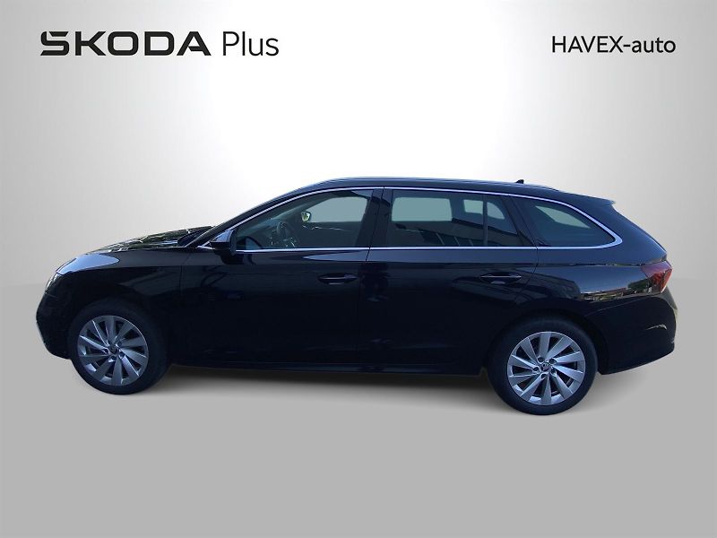 Škoda Octavia (2024) Combi 2.0 TDI DSG Style+ - fotka 33 z 35