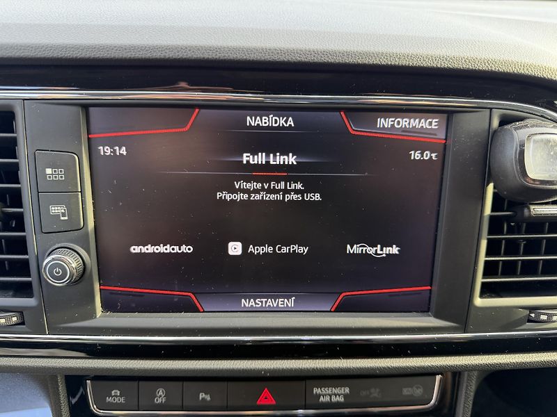 Seat Leon FR 1,5 TSi/96kW - LED,TZ,..... - fotka 21 z 66