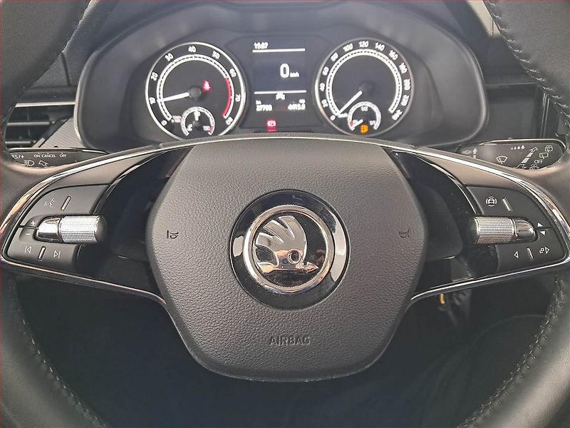 Škoda Kamiq (2023) 1.0 TSI, ČR,1.maj, Serv.kniha - fotka 16 z 16