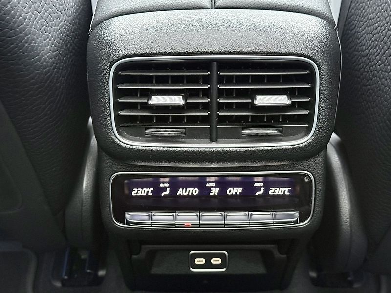 Mercedes-Benz GLE (2024) 450 d 4MATIC - fotka 18 z 53