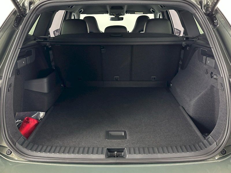 Volkswagen Tayron (2025) R-Line 2.0 TSI 195kW 4Motion D - fotka 43 z 47