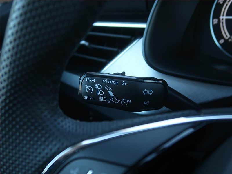 Škoda Kamiq (2023) Ambition 1.5 TSI - fotka 16 z 20
