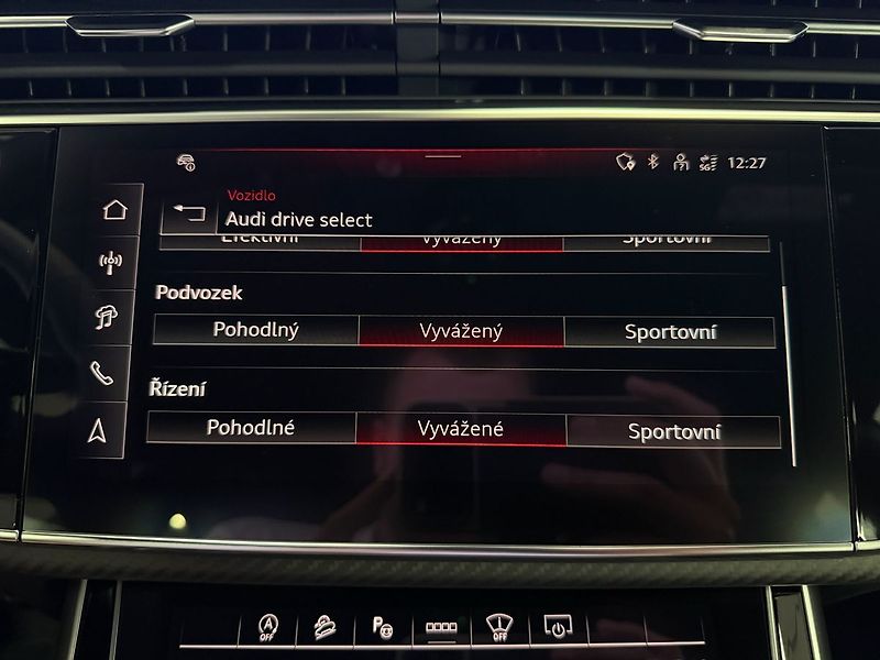 Audi Q8 50TDI QUATTRO S-LINE, WEBASTO, - fotka 20 z 38