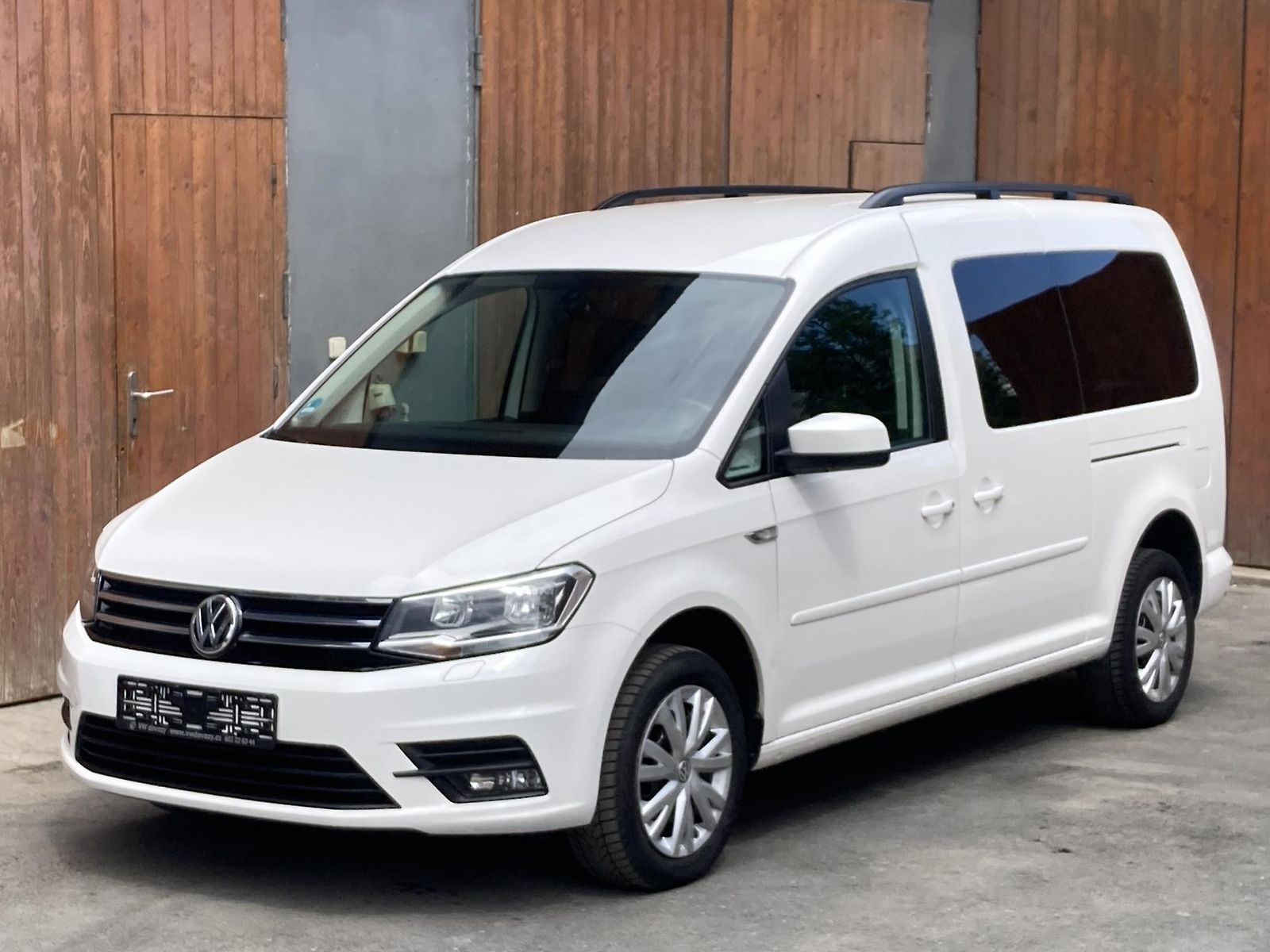 Volkswagen Caddy MAXI 2,0TDi 7míst  HIGHLINE