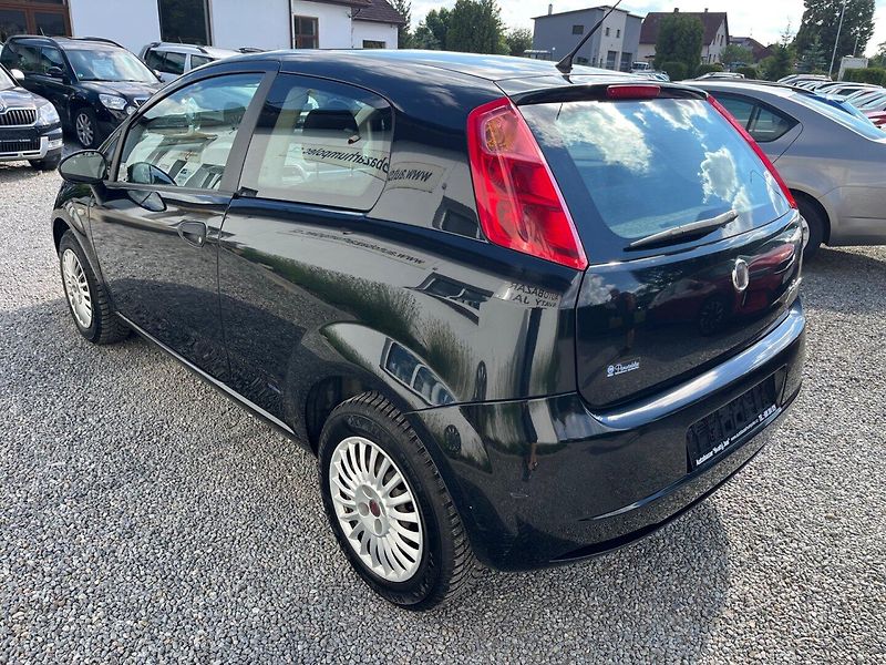 Fiat Punto (2008) 1.4 i Klima - fotka 4 z 18