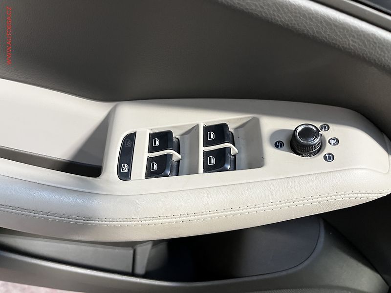 Audi Q5 (2012) 2.0 TDi Quattro, AT, bixen - fotka 12 z 16