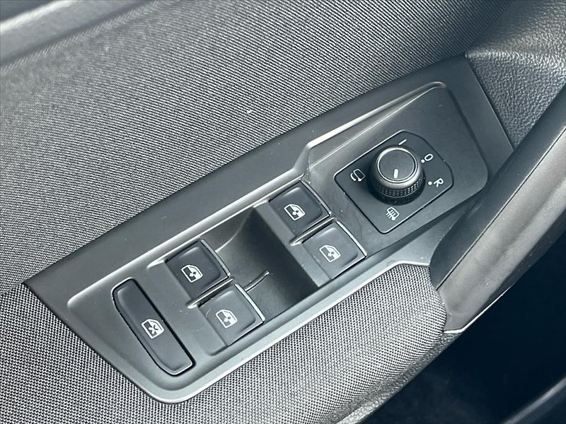 Volkswagen Tiguan Allspace 2,0 TDi 110kW 7DSG LIFE - fotka 20 z 25