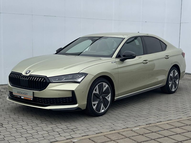 Škoda Superb (2026) Sportline 7DSG 2,0TDI - fotka 1 z 22
