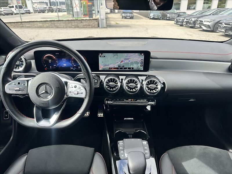 Mercedes-Benz CLA 250e kupé AMG linie - fotka 9 z 13