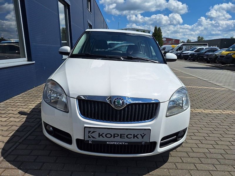 Škoda Fabia (2008) 1,2 44kW M5 Klima nová STK - fotka 8 z 13