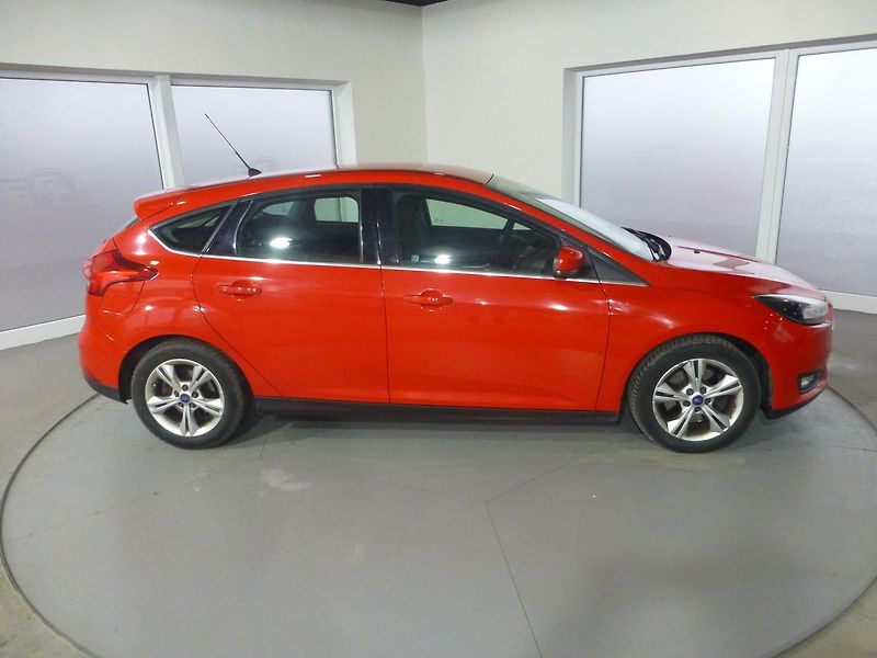 Ford Focus (2015) 1,5T-110KW*ALU*PARK.S*PŮVOD ČR - fotka 5 z 25