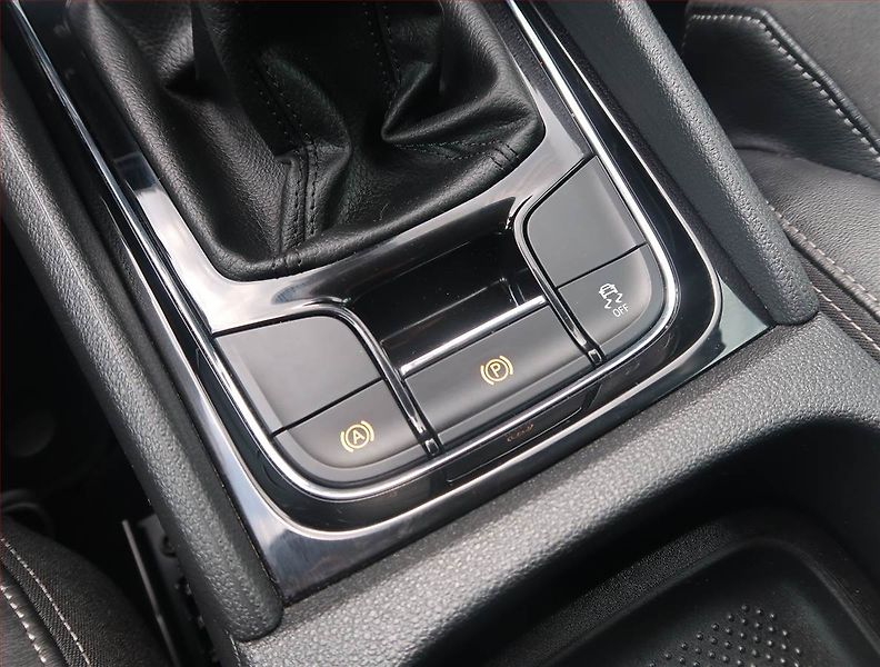 Škoda Karoq (2021) Style Plus 2.0 TDI - fotka 22 z 23