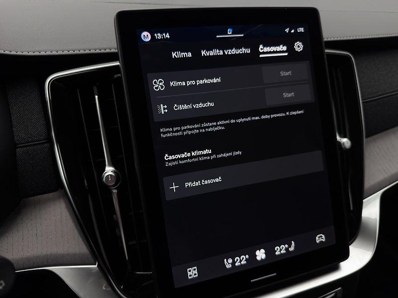 Volvo XC90 T8 AWD RECHARGE REZERVACE - fotka 39 z 51
