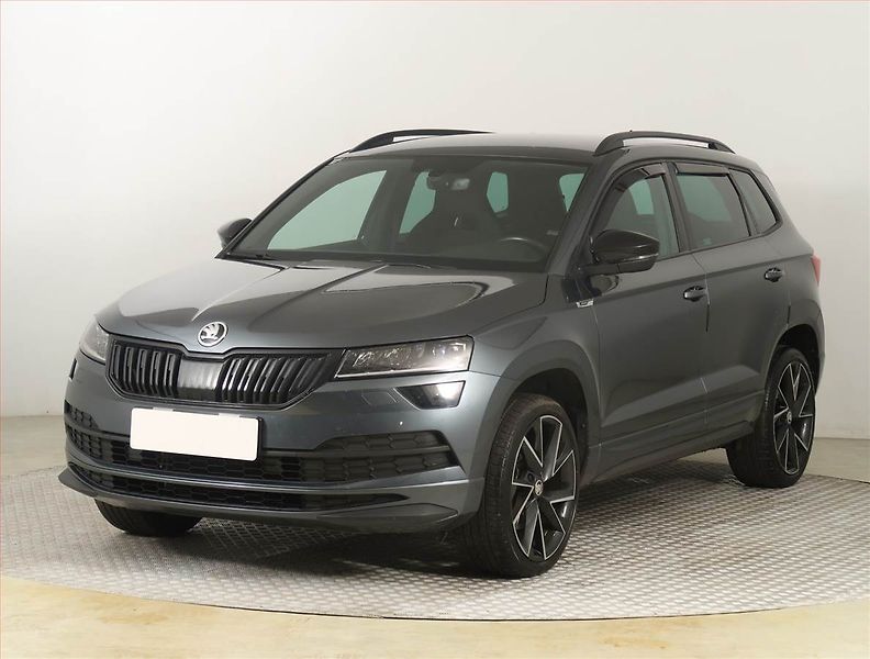 Škoda Karoq (2021) Sportline 1.5 TSI - fotka 2 z 24