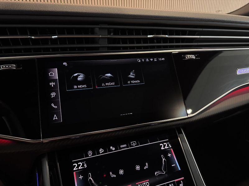 Audi Q8 50 TDI B&O Laser Carbon OLED - fotka 33 z 39