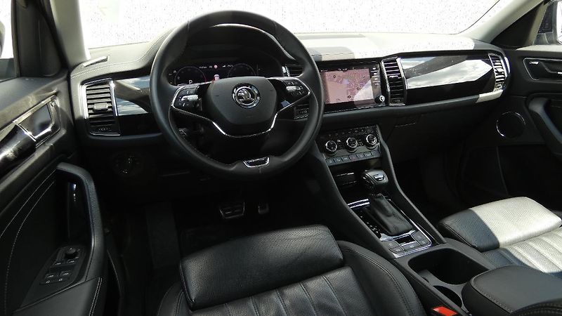 Škoda Kodiaq 2,0 TSI 140 kW L&K 4x4 DSG - fotka 5 z 26
