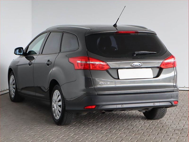 Ford Focus (2016) 1.5 TDCi, Tempomat - fotka 4 z 20