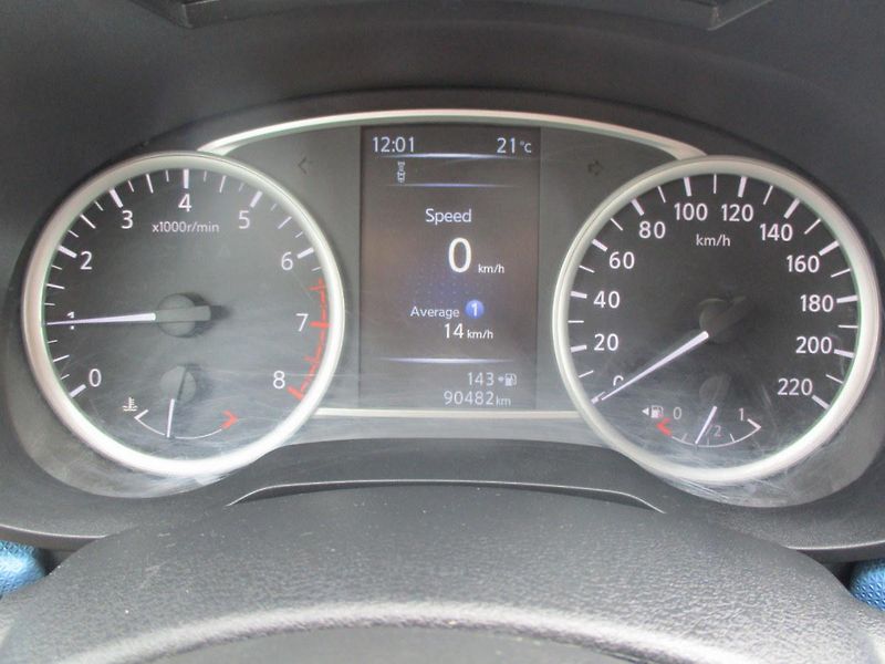 Nissan Micra 1.0i 52kW*NAVI*VÝHŘEV*KLIMA - fotka 16 z 49