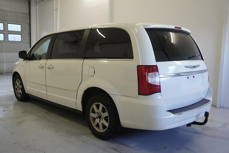 Chrysler Town & Country 3.6i TOWN&COUNTRY  4X4 AUTOMAT - fotka 8 z 36